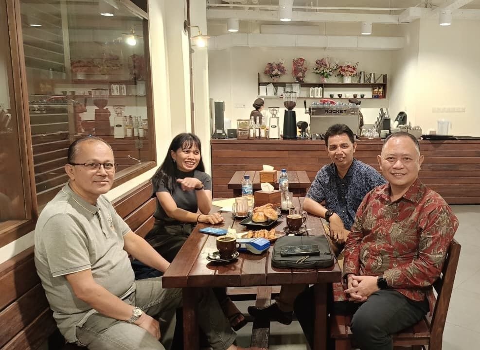 NGOPI BARENG